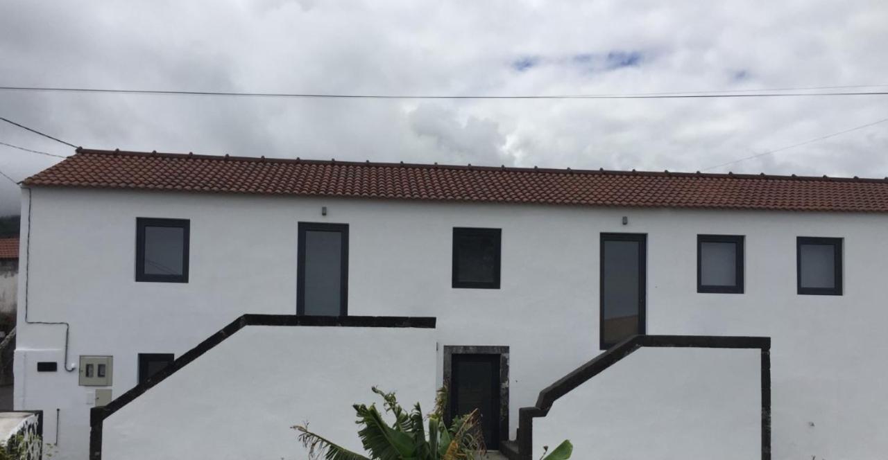 Azores Black Mountain House, Estudio E T2 Ilha Do Pico Сан-Роки-ду-Пику Экстерьер фото